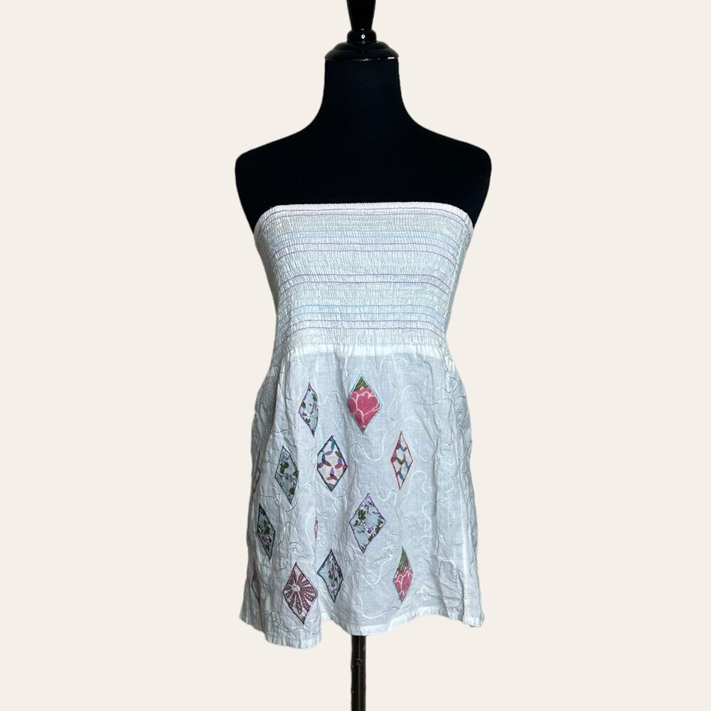 Blue Sky white embroidered mock strapless top size Large